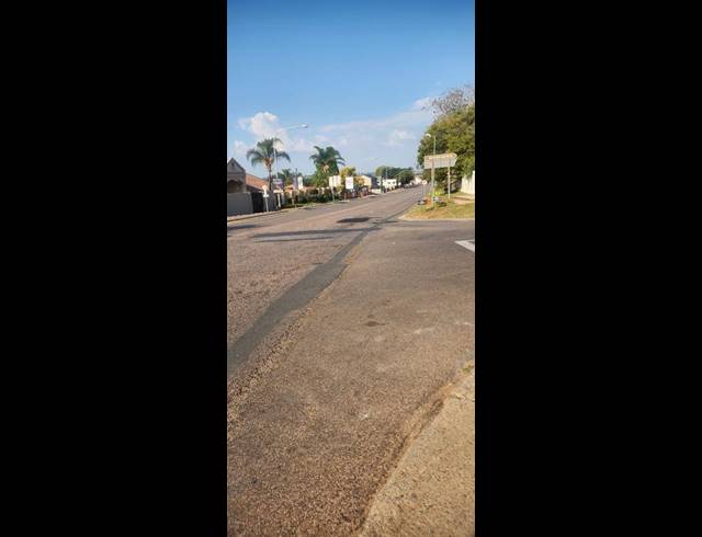 BUSINESS FOR SALE IN ELDORAIGNE